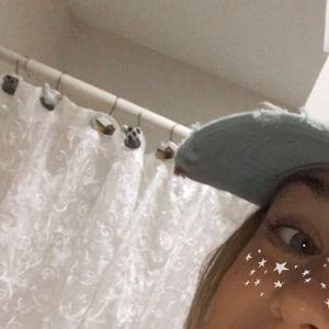 Meet your Posher, Mylee